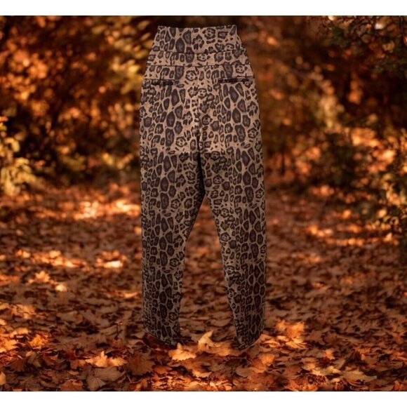 Charlie Paige Womens Animal Print Pants Size L/G Pockets - Picture 11 of 16
